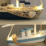 Barco à Vela Decorativo em Madeira